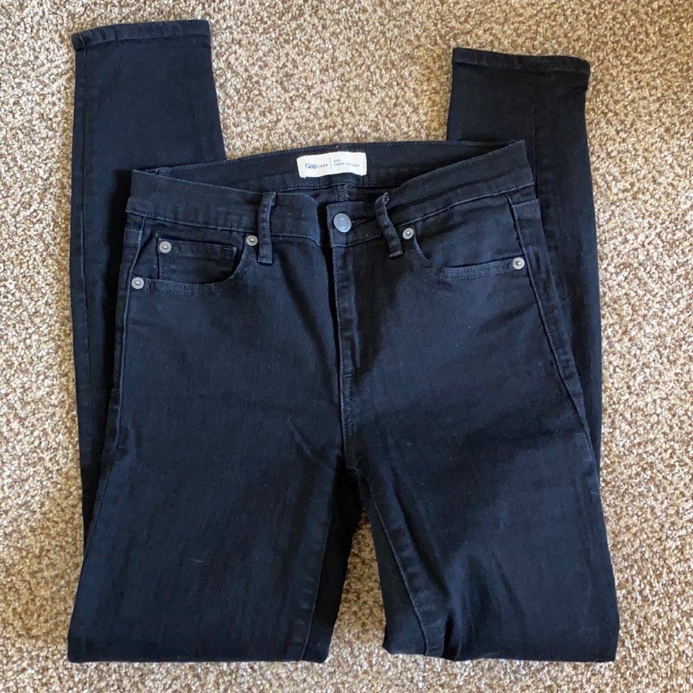 Gap True Skinny Black Jeans!